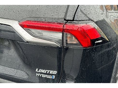 Used 2023 Toyota RAV4 Limited image 6