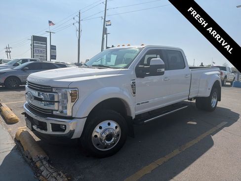 Used 2019 Ford F450 Lariat w/ Lariat Ultimate Package image 2