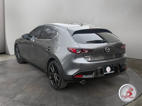 Used 2019 MAZDA MAZDA3 Hatchback w/ Premium Package image 5