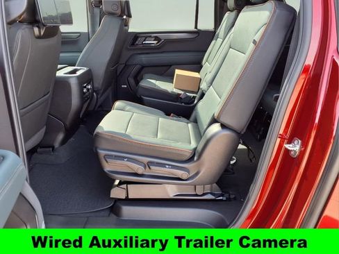 New 2026 GMC Yukon XL AT4 w/ AT4 Premium Plus Package AWD/4WD image 24