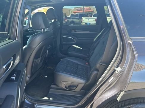 Used 2025 Kia Telluride SX Prestige X-Line image 15