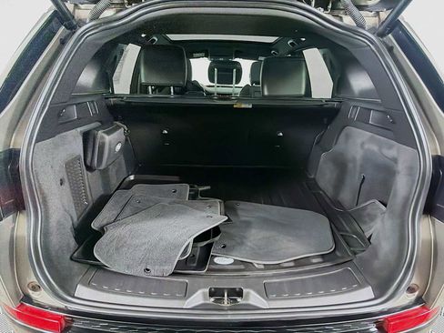 Used 2024 Land Rover Discovery Sport Dynamic SE image 25