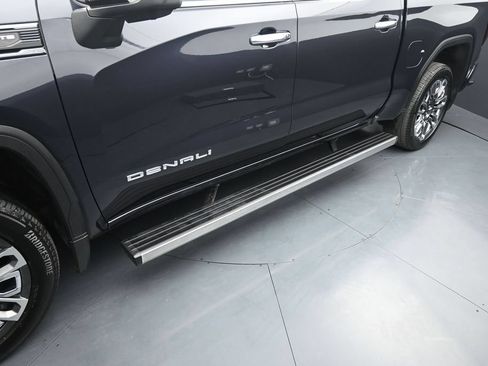 Used 2023 GMC Sierra 1500 Denali Ultimate AWD/4WD image 42