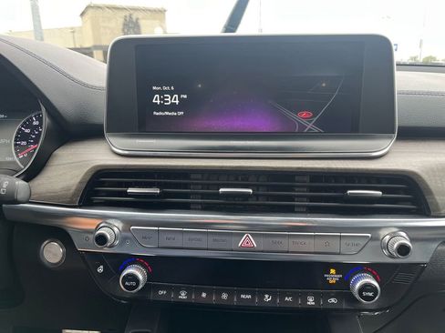 Used 2022 Kia Telluride SX w/ Nightfall Edition Package image 27