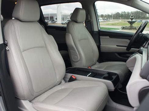 Used 2021 Honda Odyssey EX-L image 23