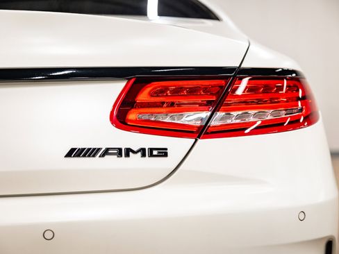 Used 2015 Mercedes-Benz S 63 AMG 4MATIC Coupe image 29