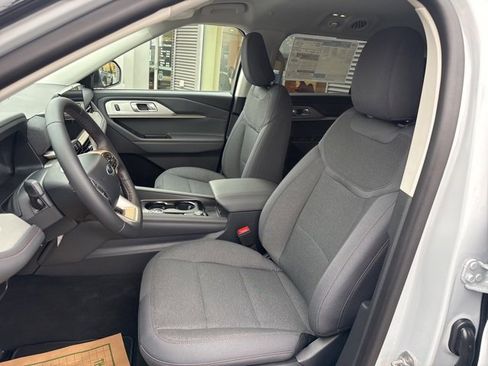 New 2026 Ford Explorer Active image 16