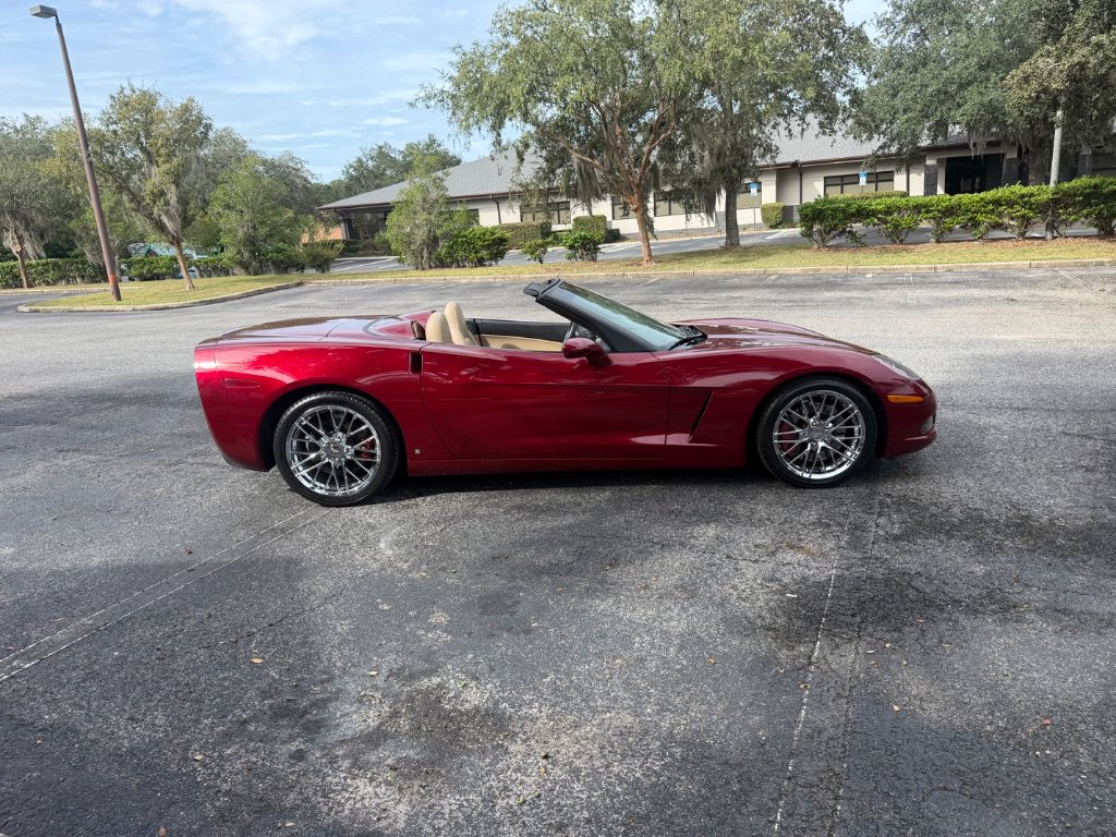 Used 2006 Chevrolet Corvette Convertible w/ Preferred Equipment Group RWD image 7