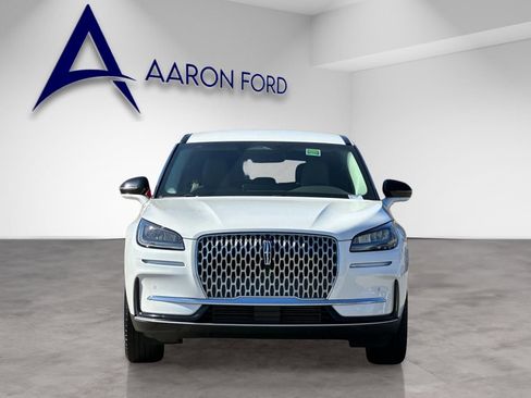 Used 2023 Lincoln Corsair Standard w/ Equipment Group 101A image 9