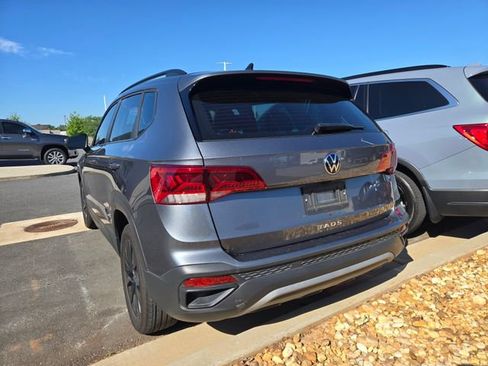Used 2023 Volkswagen Taos S FWD image 3