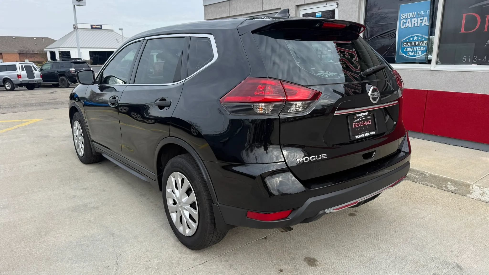 Used 2019 Nissan Rogue S FWD image 3