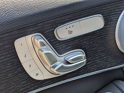 Used 2020 Mercedes-Benz C 300 4MATIC Sedan image 29