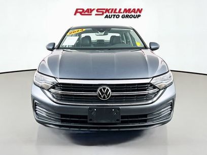 Used 2024 Volkswagen Jetta SE