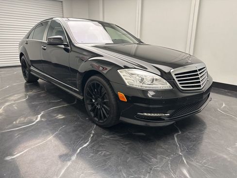 Used 2013 Mercedes-Benz S 550 4MATIC image 2