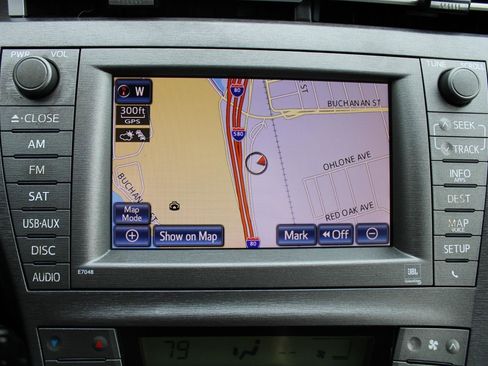 Used 2015 Toyota Prius Prime Advanced image 19