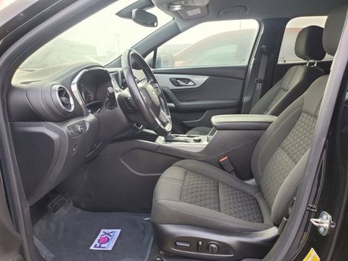 Used 2019 Chevrolet Blazer LT image 22