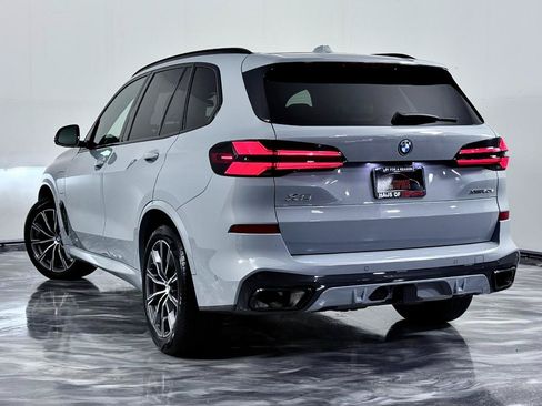 Used 2025 BMW X5 xDrive50e w/ Executive Package AWD/4WD image 11
