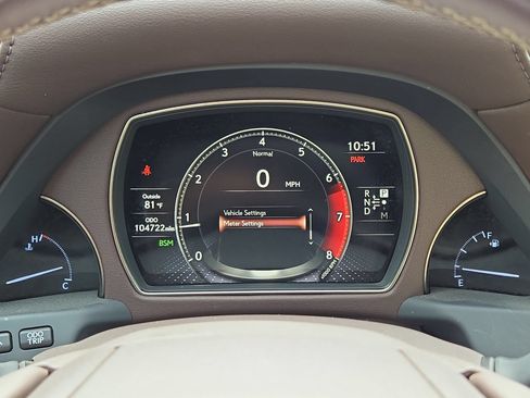 Used 2019 Lexus LS 500 w/ Accessory Package (Z2) RWD image 20