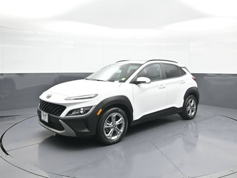 Used 2023 Hyundai Kona SEL w/ Convenience Package AWD/4WD image 10