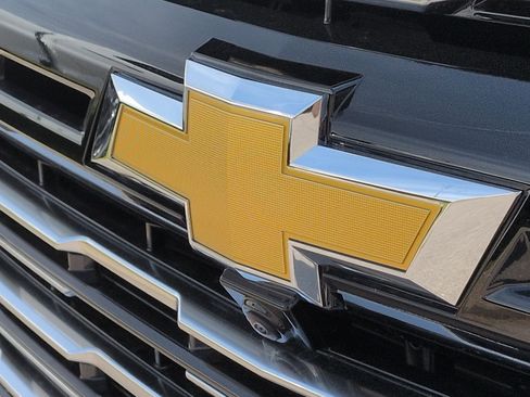 New 2026 Chevrolet Tahoe High Country AWD/4WD image 32