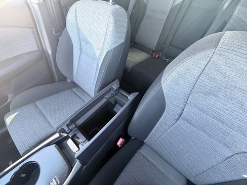 Used 2023 Nissan Rogue SV image 19