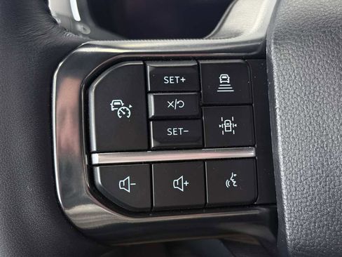 Used 2025 Ford F150 Platinum w/ FX4 Off-Road Package image 48