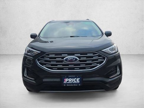 Used 2022 Ford Edge SEL w/ Convenience Package image 2