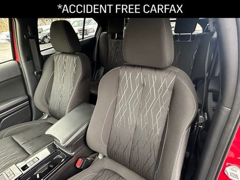 Used 2019 Mitsubishi Eclipse Cross SE image 2