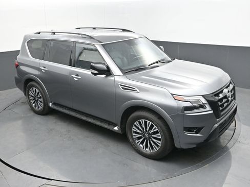 Used 2024 Nissan Armada SL w/ Midnight Edition Package image 28