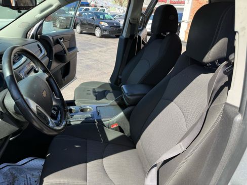 Used 2015 Chevrolet Traverse LT FWD image 19