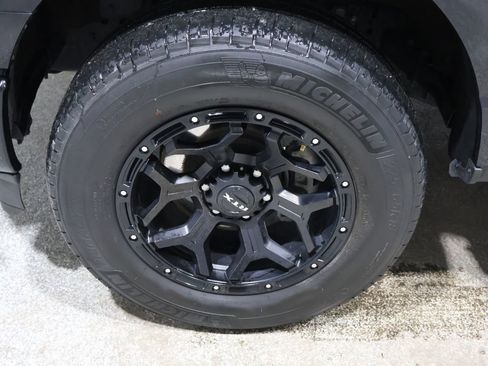 Used 2023 Ford F150 XLT w/ Max Trailer Tow Package image 10