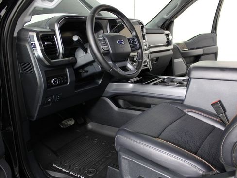 Used 2025 Ford F450 Lariat w/ Lariat Ultimate Package image 24