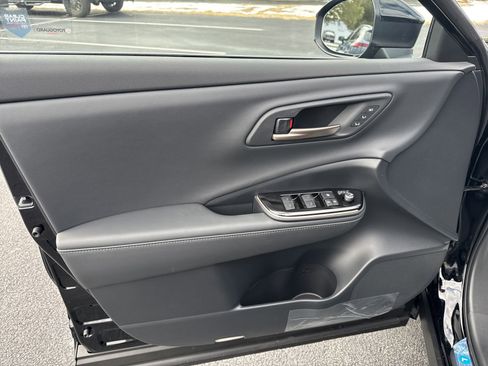 New 2025 Toyota Crown Signia w/ Advanced Technology Package image 23