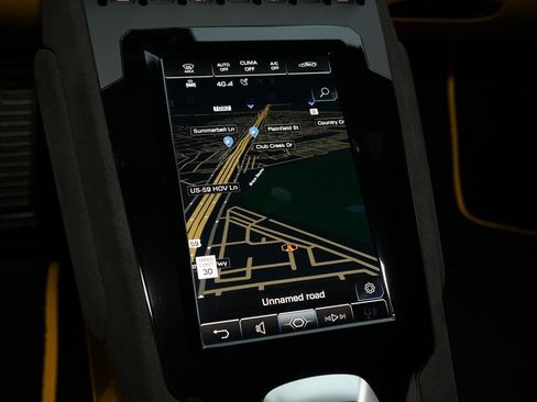 Used 2024 Lamborghini Huracan Tecnica image 16