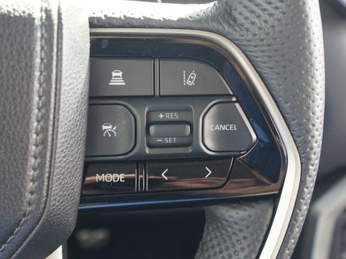 Used 2024 Toyota Tundra Limited image 12