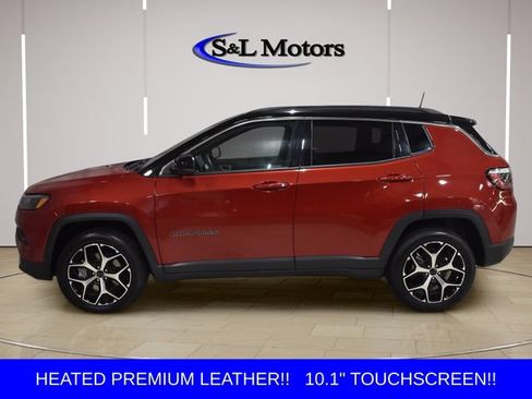 Used 2025 Jeep Compass Limited AWD/4WD image 4