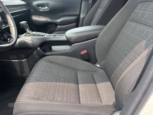 Used 2024 Honda HR-V Sport image 13