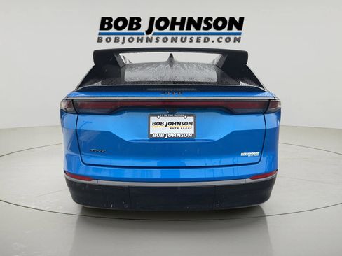 Used 2025 Jeep Wagoneer S Limited image 6