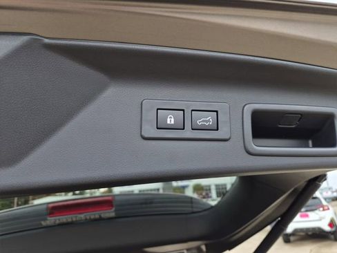 New 2025 Subaru Forester Limited image 10