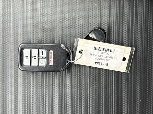 Certified 2023 Honda Passport EX-L image 4