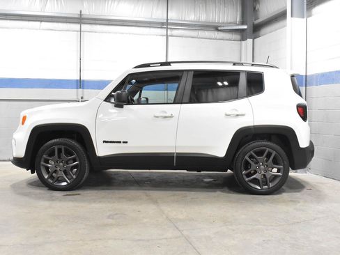 Used 2021 Jeep Renegade Latitude AWD/4WD image 25
