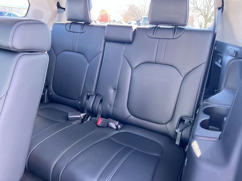 Used 2024 Honda Pilot Elite image 24