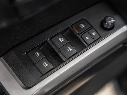 Used 2022 Toyota Tacoma SR5 image 38