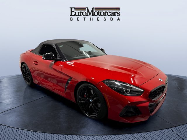 Used 2024 BMW Z4 M40i w/ Premium Package RWD image 9