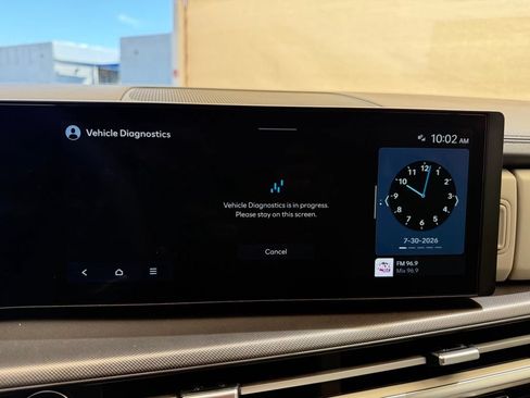 Used 2025 Hyundai Santa Fe SEL FWD image 26