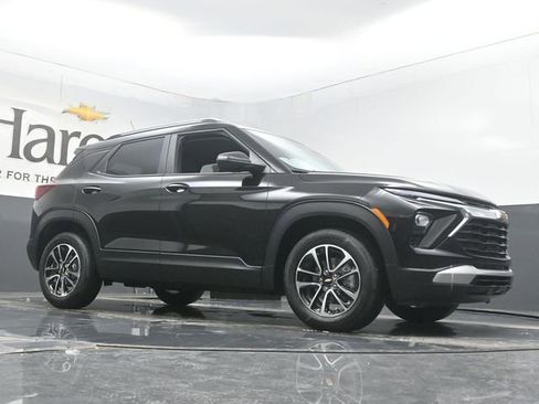 New 2026 Chevrolet TrailBlazer LT image 2