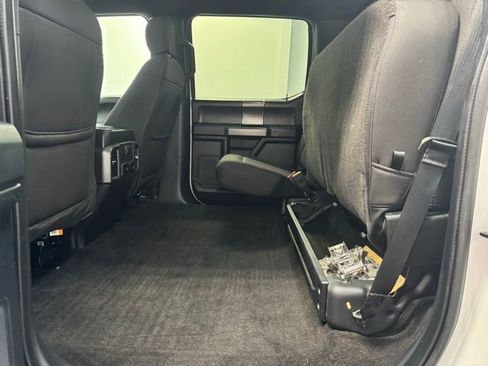 Used 2019 Ford F150 XLT w/ Equipment Group 302A Luxury AWD/4WD image 27