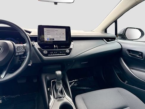Used 2026 Toyota Corolla LE FWD image 22