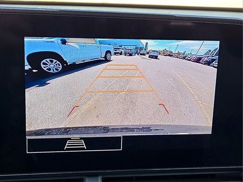 Certified 2025 Chevrolet Trax LS image 18