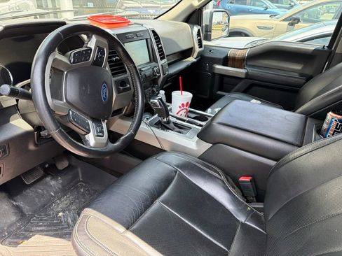 Used 2019 Ford F150 Lariat RWD image 9